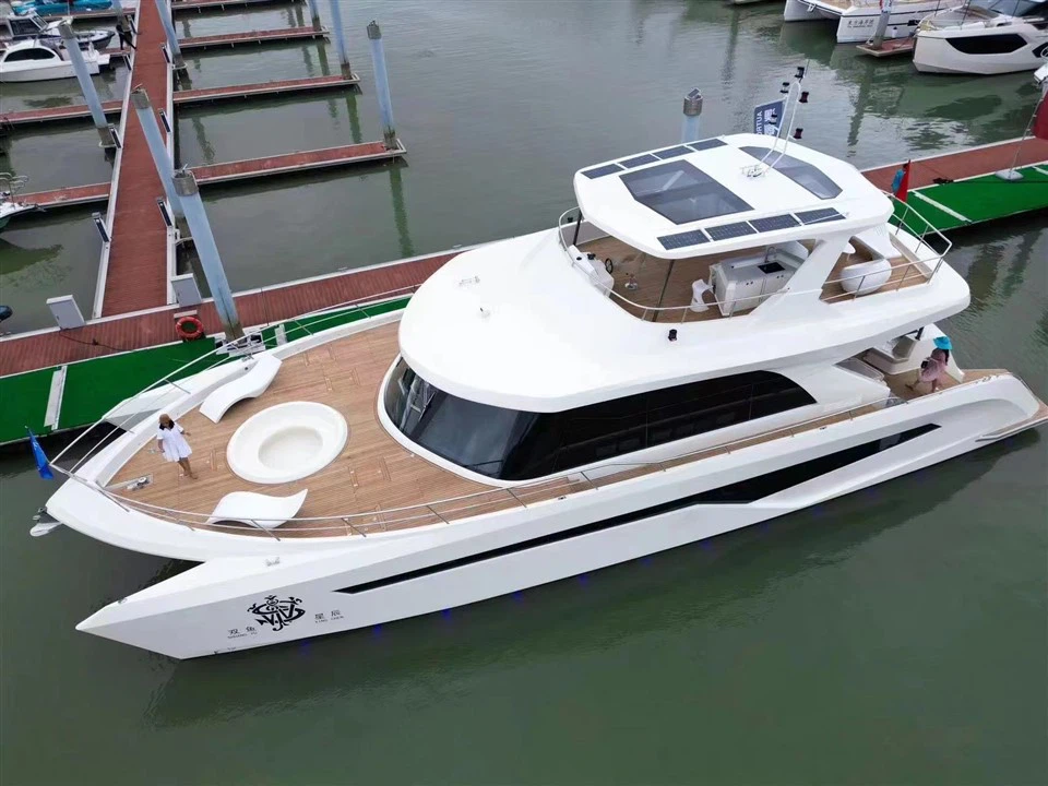 Cwch Hwylio Catamaran 78-troedfedd Mawr Moethus Ar Werth